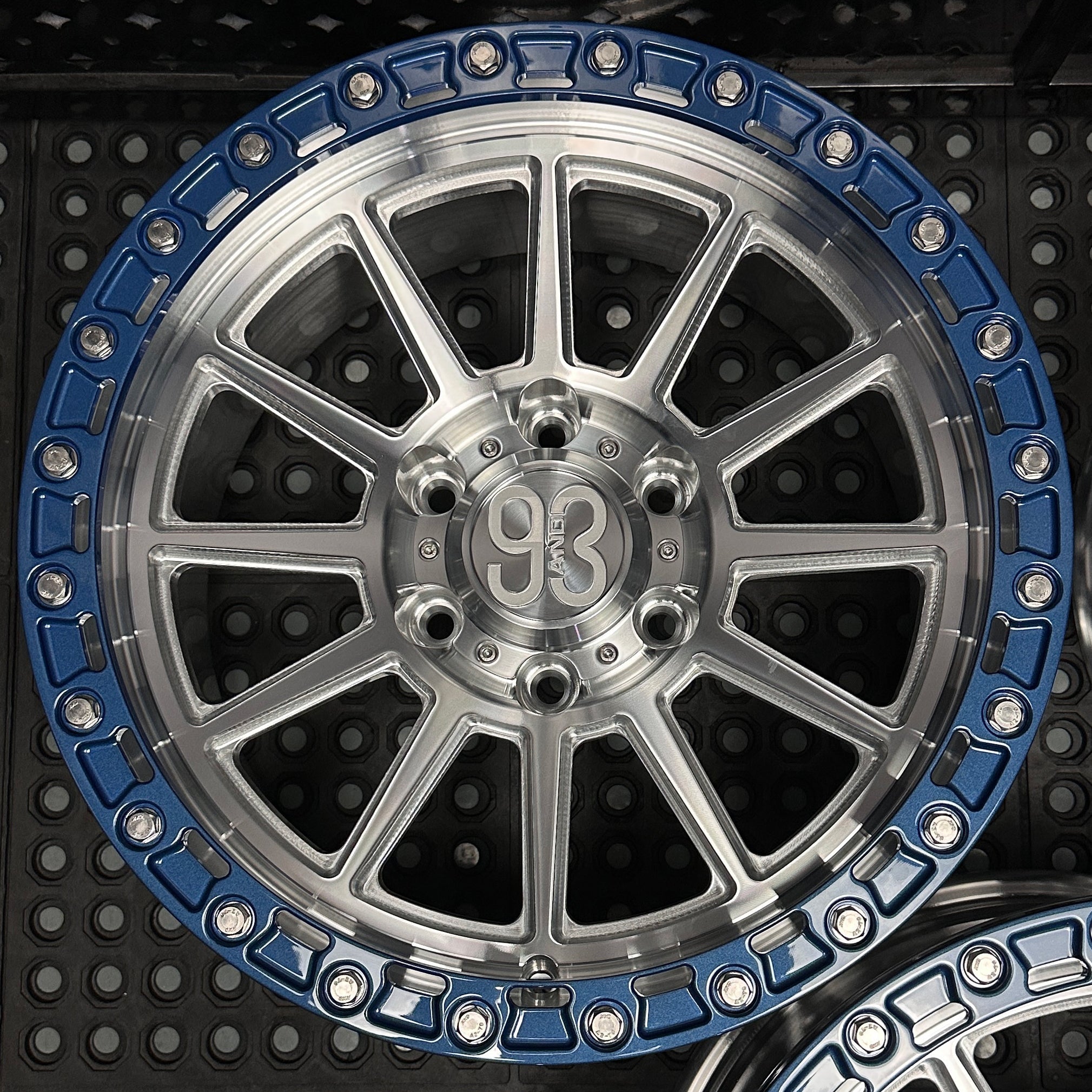 FR-11R Simulated Beadlock w/ Removable Slotted Ring