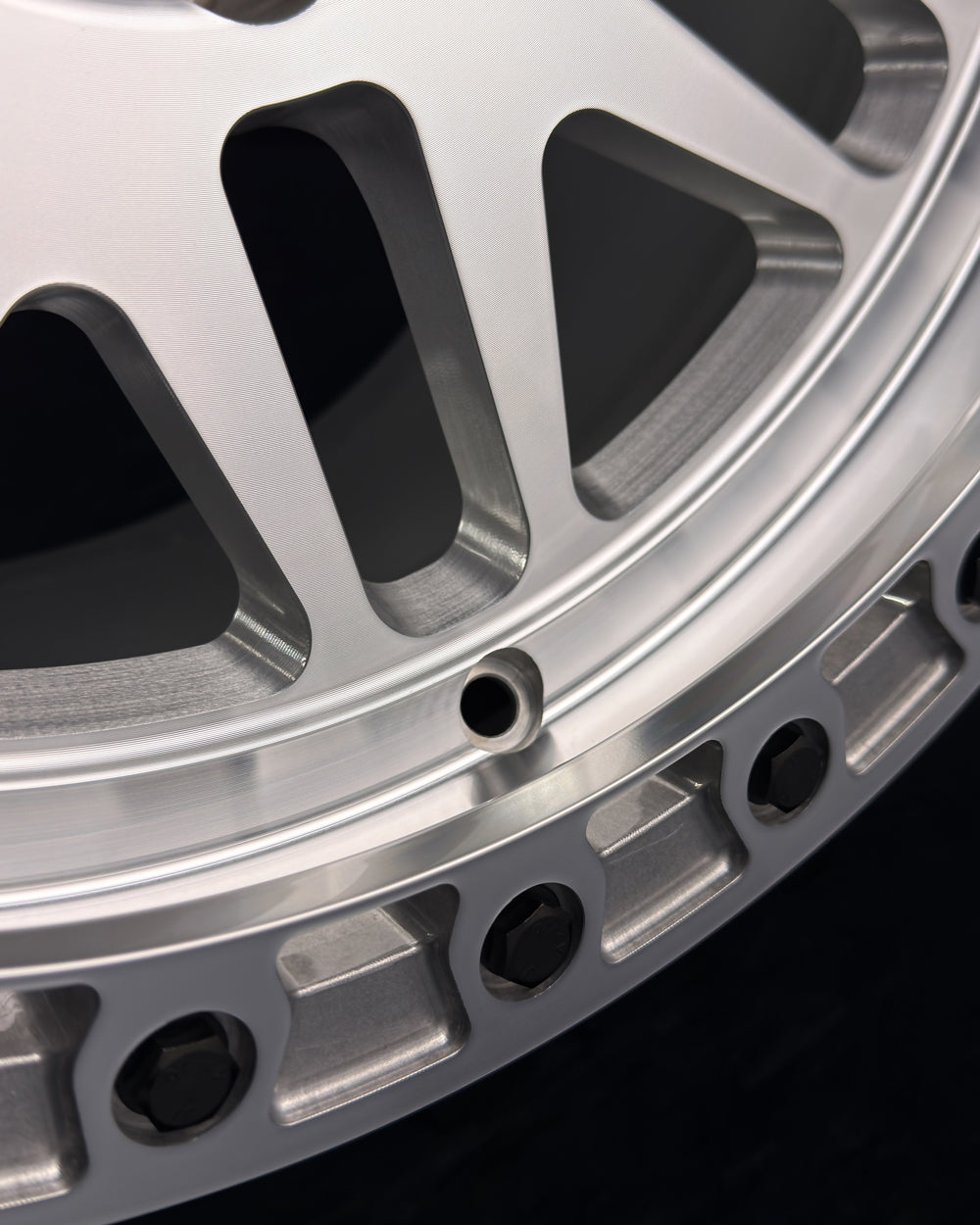 (Set of 4) FR-01 | 6061-T6 Forged | Simulated Beadlock | Machined Clear (6x135 | 17x8.5, 0mm Offset)