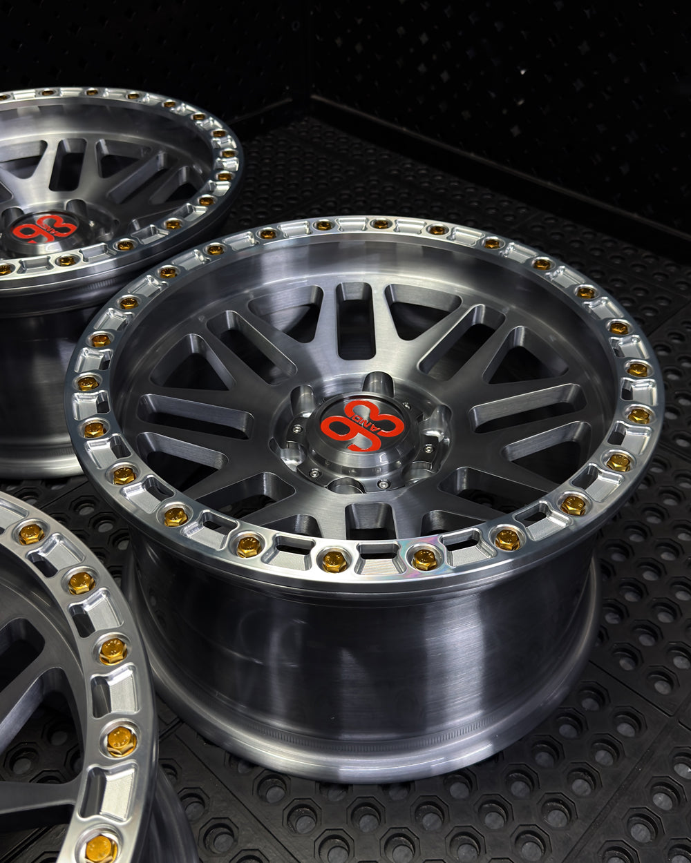 (Set of 4) FR-01R | 6061-T6 Forged | Simulated Beadlock w/ Removable Rings | Gloss Brushed Gray, Machined Clear Rings (6x135 | 17x8.5, 0mm Offset)