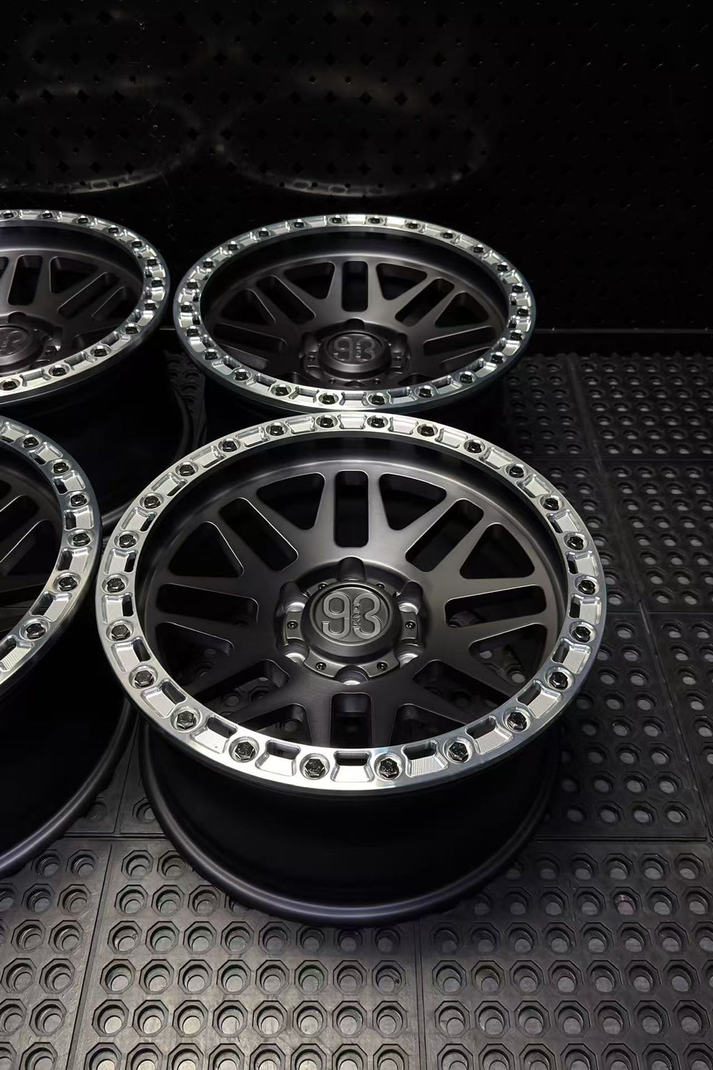 (Set of 4) FR-01R | 6061-T6 Forged | Simulated Beadlock w/ Removable Rings | Matte Brushed Double Black, Machined Clear Rings (6x135 | 17x8.5, 0mm Offset)