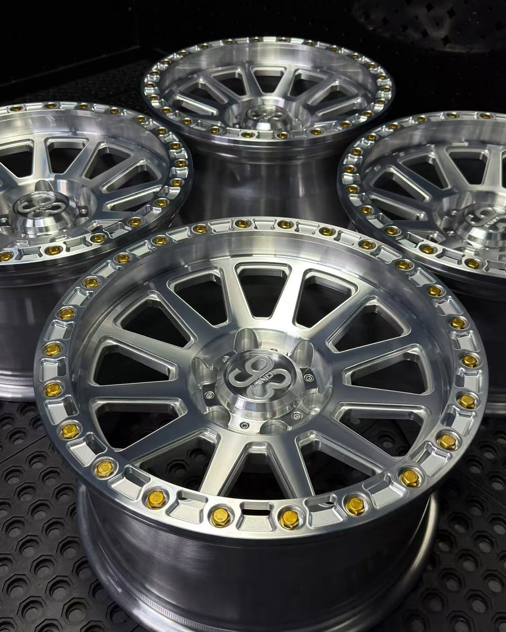 (Set of 4) FR-10R | 6061-T6 Forged | Simulated Beadlock w/ Removable Rings | Machined Clear, Machined Clear Rings (6x135 | 17x8.5, 0mm Offset)