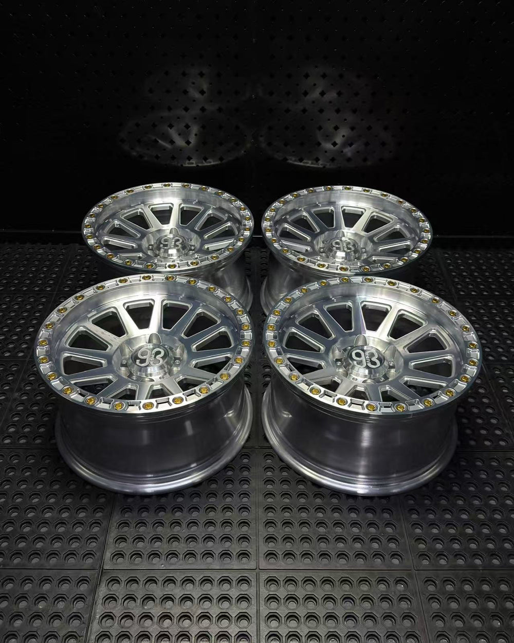 (Set of 4) FR-10R | 6061-T6 Forged | Simulated Beadlock w/ Removable Rings | Machined Clear, Machined Clear Rings (6x135 | 17x8.5, 0mm Offset)