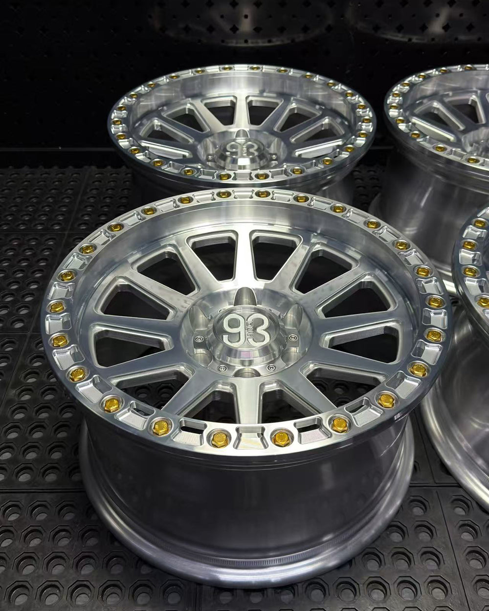 (Set of 4) FR-10R | 6061-T6 Forged | Simulated Beadlock w/ Removable Rings | Machined Clear, Machined Clear Rings (6x135 | 17x8.5, 0mm Offset)