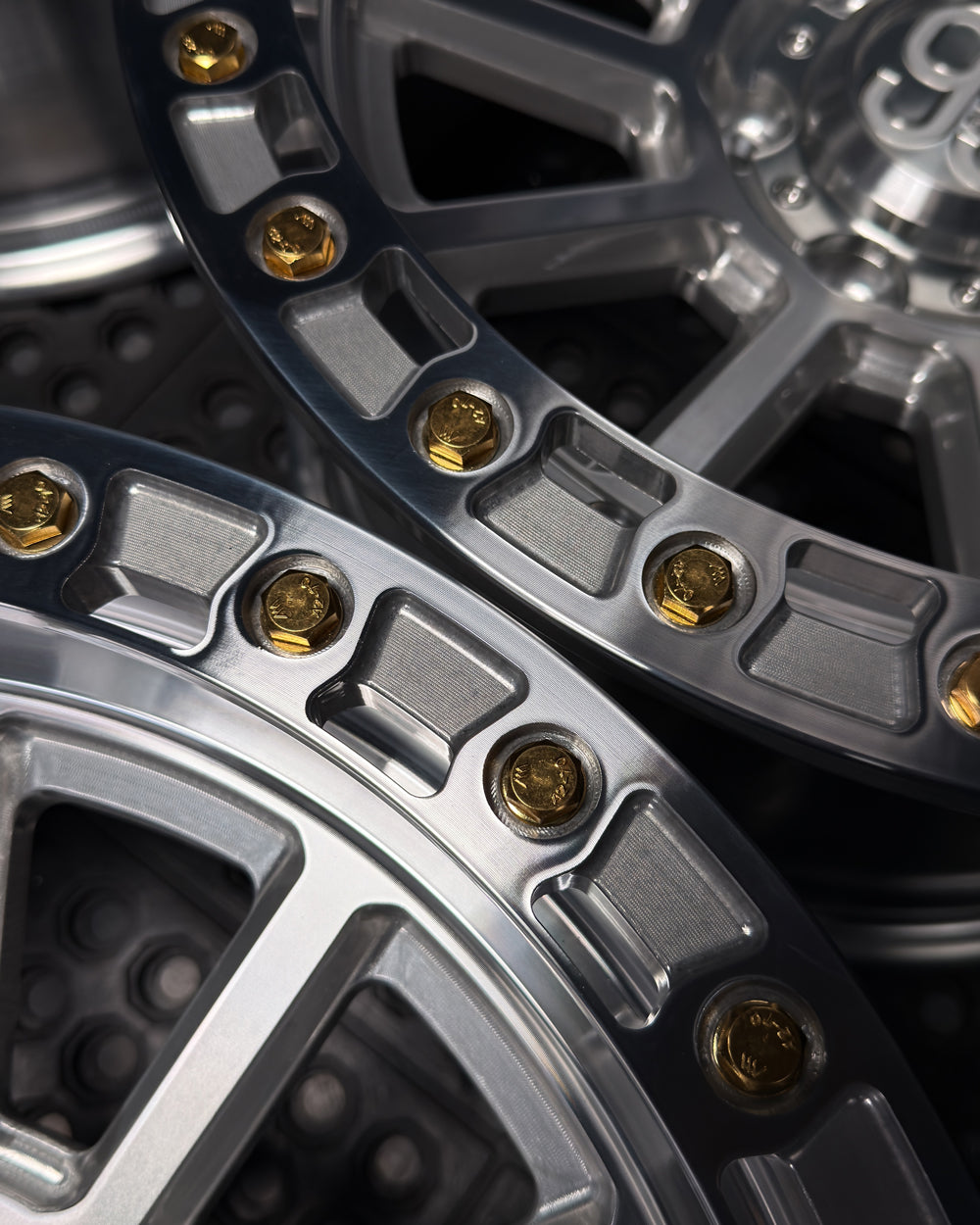 (Set of 4) FR-13 | 6061-T6 Forged | Simulated Beadlock | Machined Clear, Gold Lip Bolts (6x135 | 17x9, 0mm Offset)