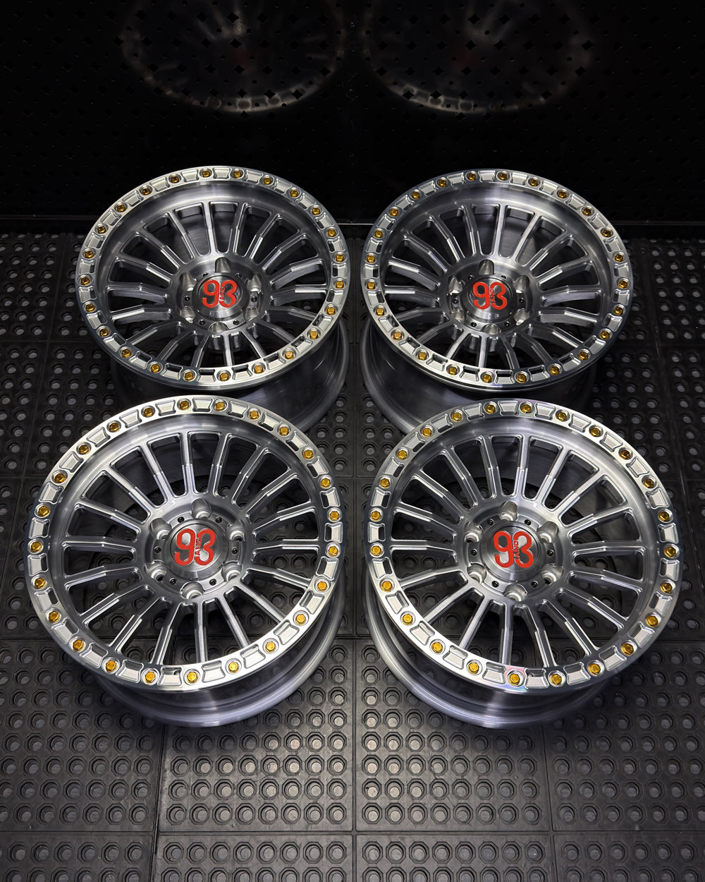 (Set of 4) FR-18R | 6061-T6 Forged | Simulated Beadlock w/ Removable Rings | Gloss Brushed Gray, Machined Clear Rings (6x135 | 17x8.5, 0mm Offset)