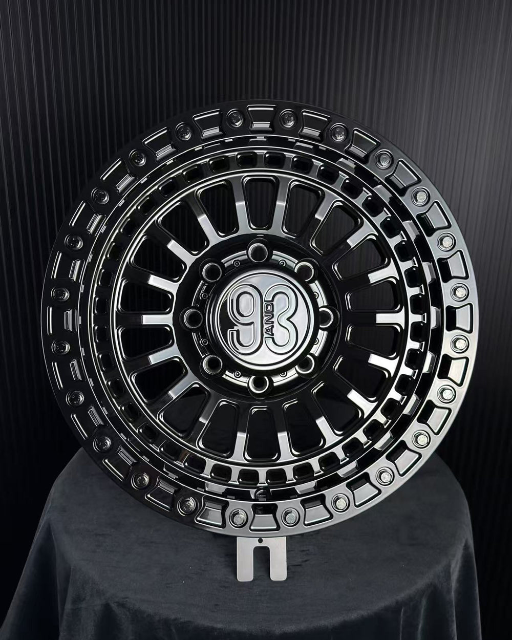 (Set of 4) FR-19 | 6061-T6 Forged | Simulated Beadlock | Gloss Black, Black Lip Bolts (8x170 | 18x9, +12mm Offset)