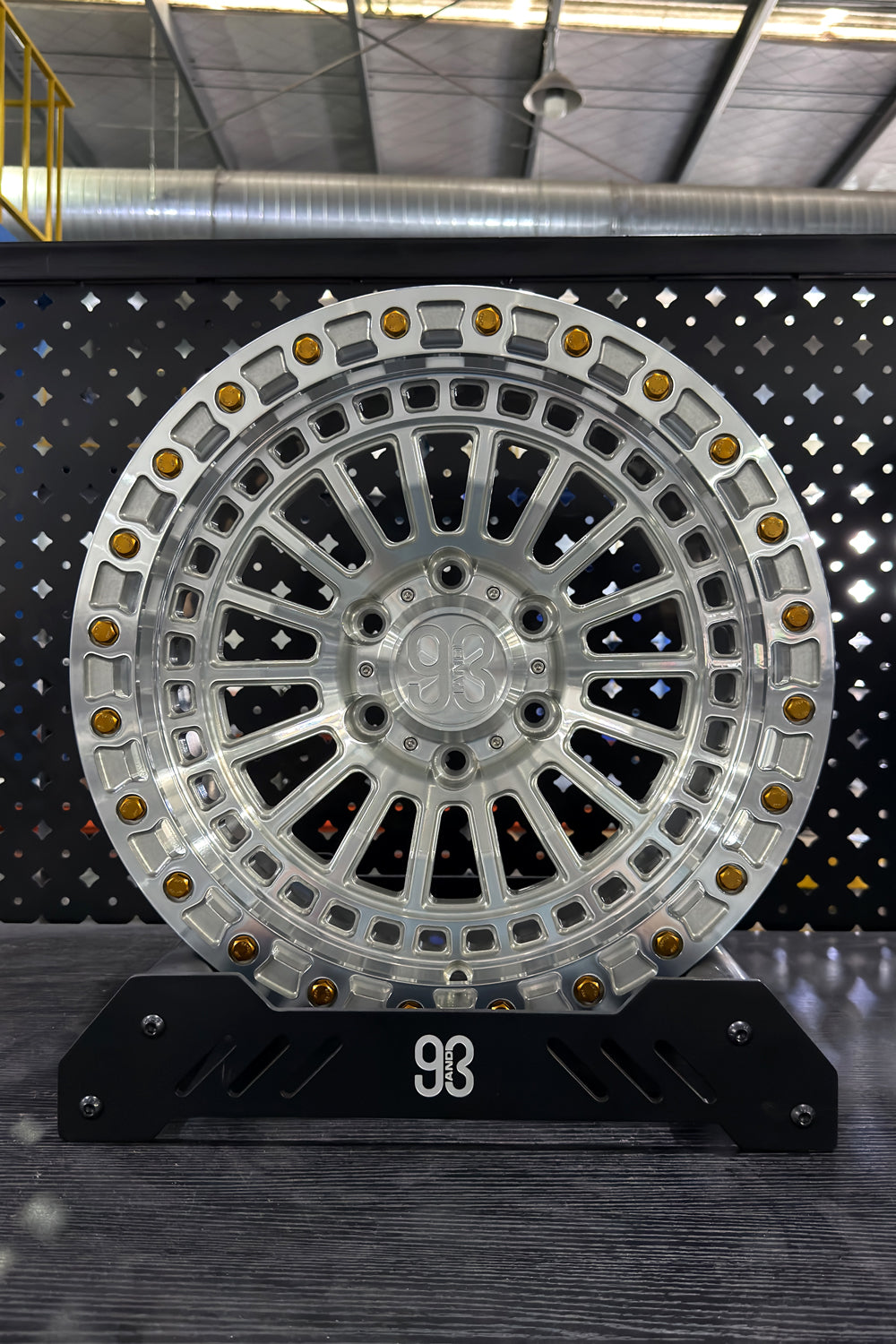 (Set of 4) FR-19 | 6061-T6 Forged | Simulated Beadlock | Machined Clear with Gold Lip Bolts (6x135 | 17x8.5, 0mm Offset)