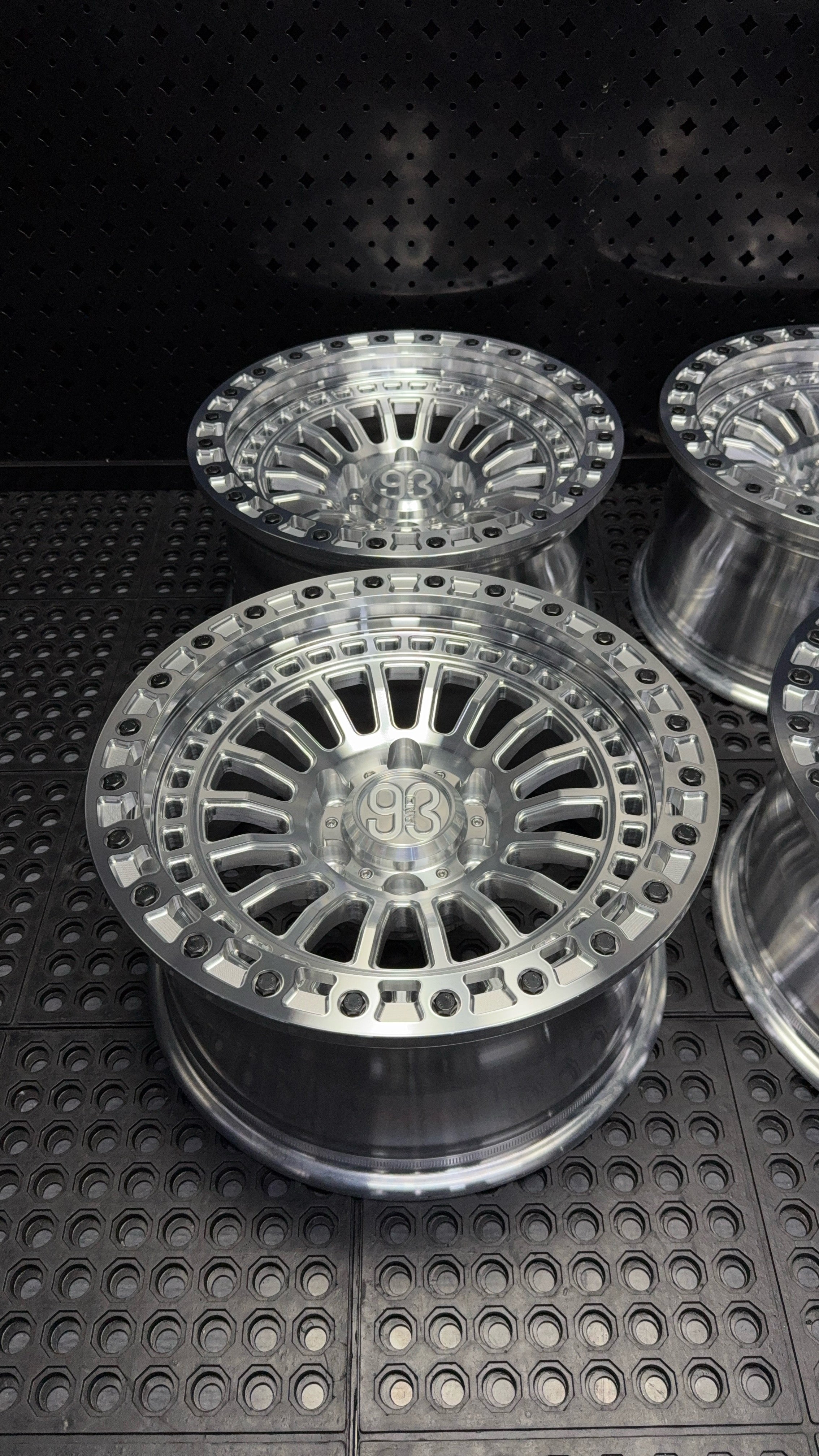 (Set of 4) FR-19 | 6061-T6 Forged | Simulated Beadlock | Machined Clear (6x135 | 17x8.5, 0mm Offset)