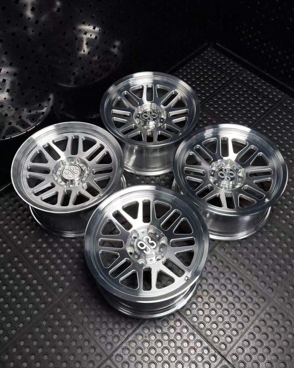 (Set of 4) FRS-01 | 6061-T6 Forged | Smooth Lip | Machined Clear (6x135 | 17x8.5, 0mm Offset)