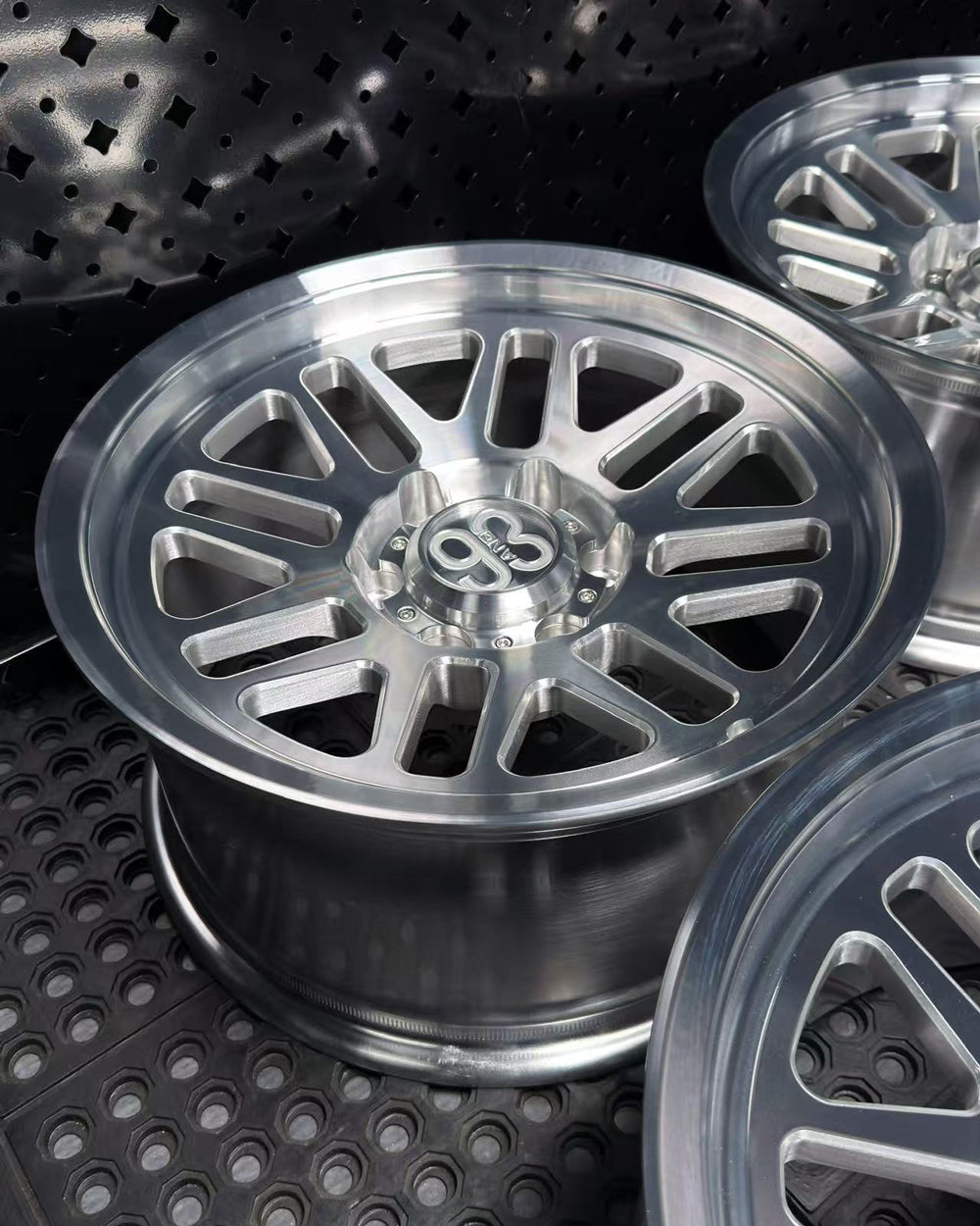 (Set of 4) FRS-01 | 6061-T6 Forged | Smooth Lip | Machined Clear (6x135 | 17x8.5, 0mm Offset)