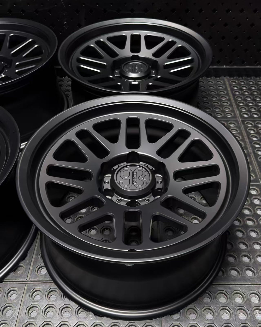 (Set of 4) FRS-01 | 6061-T6 Forged | Smooth Lip | Matte Black (6x135 | 17x8.5, 0mm Offset)