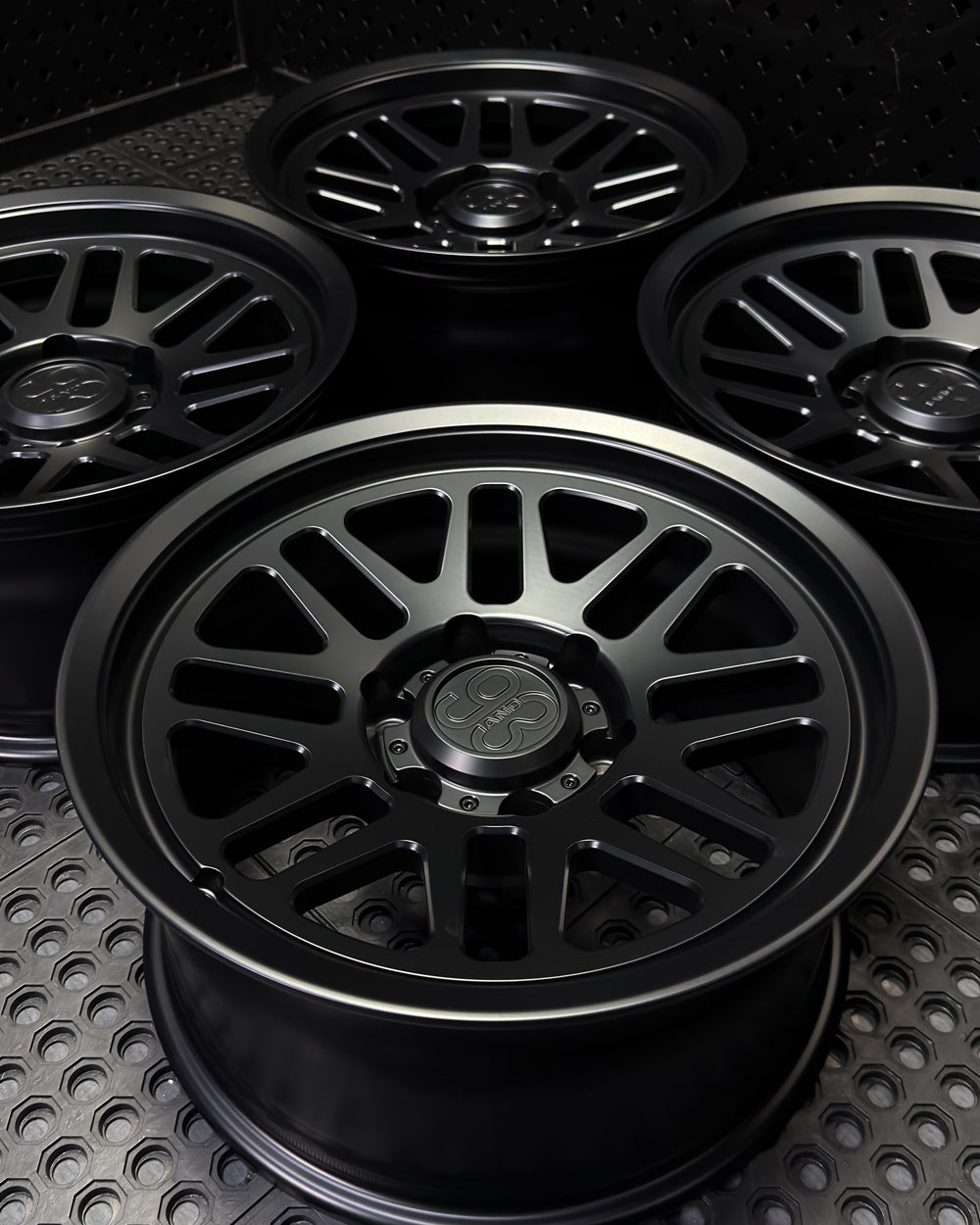 (Set of 4) FRS-01 | 6061-T6 Forged | Smooth Lip | Matte Black (6x135 | 17x8.5, 0mm Offset)