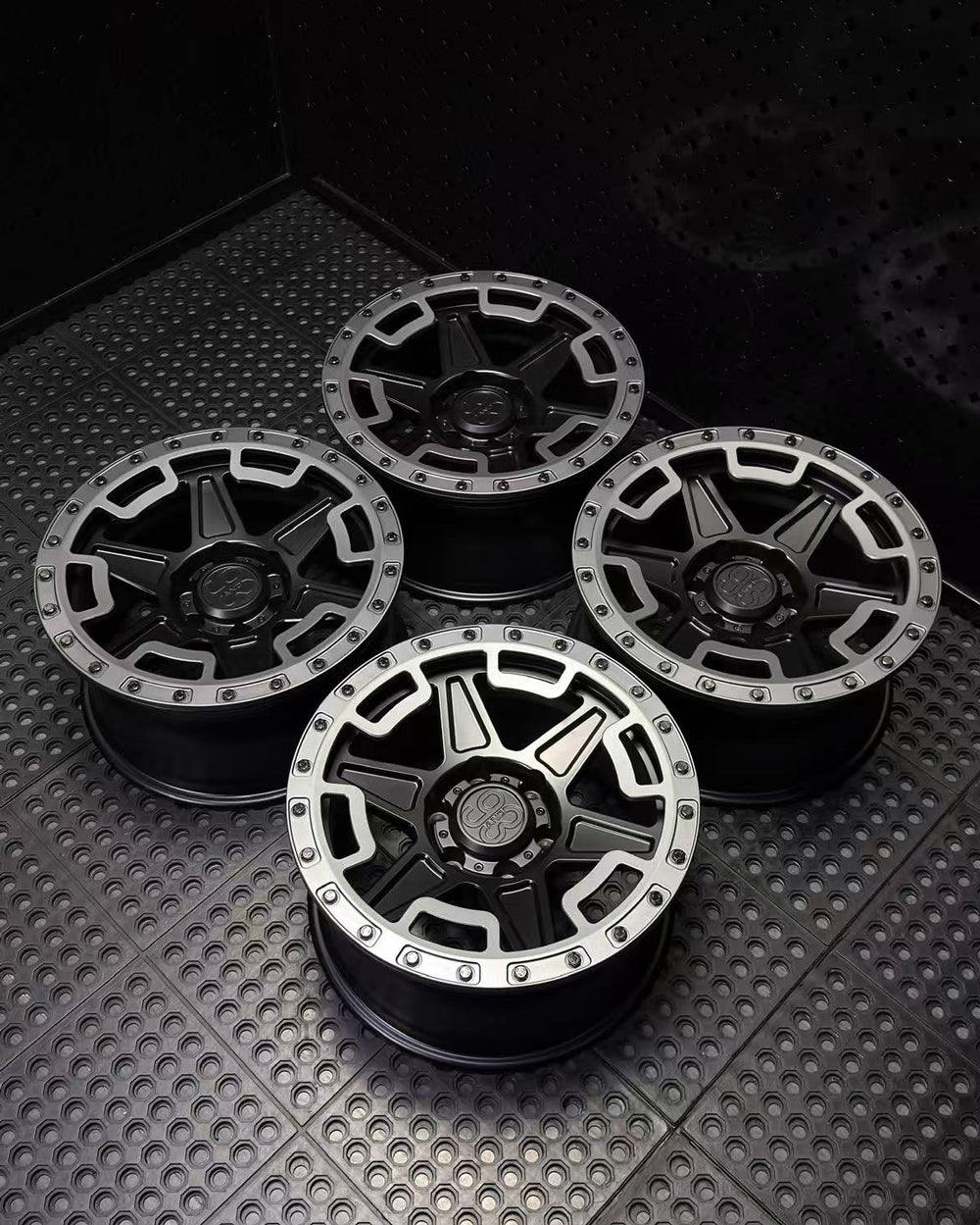 (Set of 4) XR-01R | 6061-T6 Forged | Simulated Beadlock w/ Removable Rings | Matte Black, Matte Gunmetal Rings (6x135 | 17x8.5, 0mm Offset)