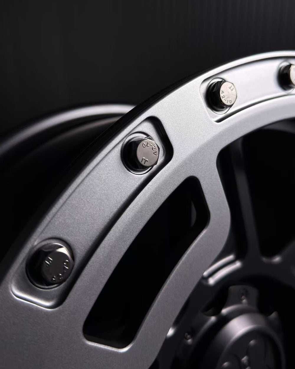 (Set of 4) XR-01R | 6061-T6 Forged | Simulated Beadlock w/ Removable Rings | Matte Black, Matte Gunmetal Rings (6x135 | 17x8.5, 0mm Offset)