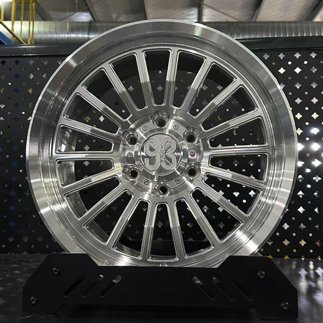 (Set of 4) FRS-18 | 6061-T6 Forged | Smooth Lip | Machined Clear (6x135 | 17x8.5, 0mm Offset)
