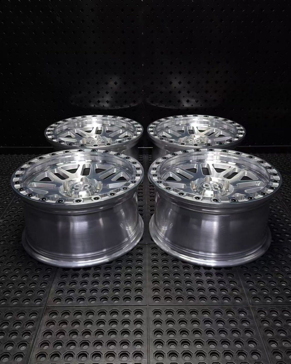 (Set of 4) FR-01 | 6061-T6 Forged | Simulated Beadlock | Machined Clear (6x135 | 17x8.5, 0mm Offset)