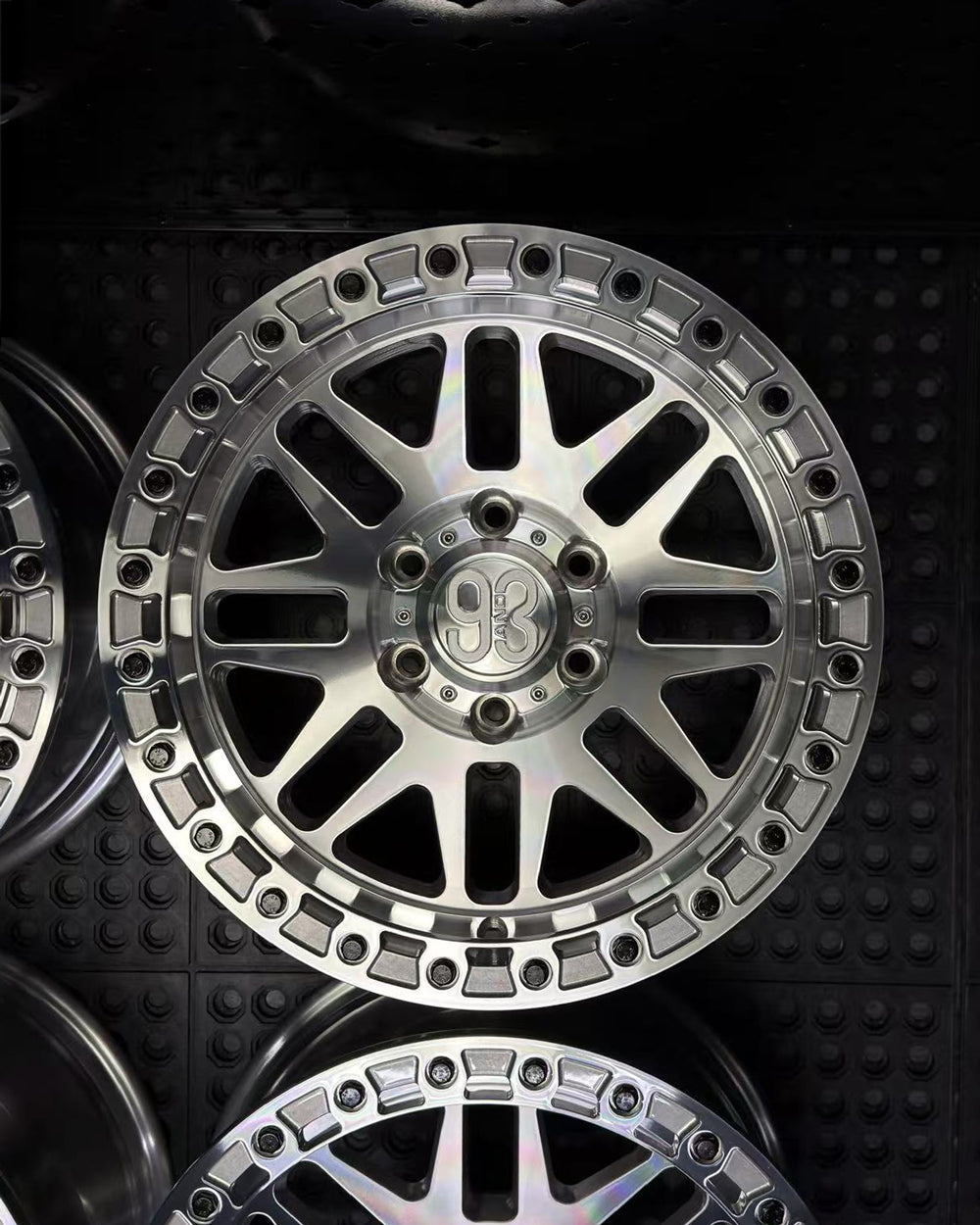 (Set of 4) FR-01 | 6061-T6 Forged | Simulated Beadlock | Machined Clear (6x135 | 17x8.5, 0mm Offset)