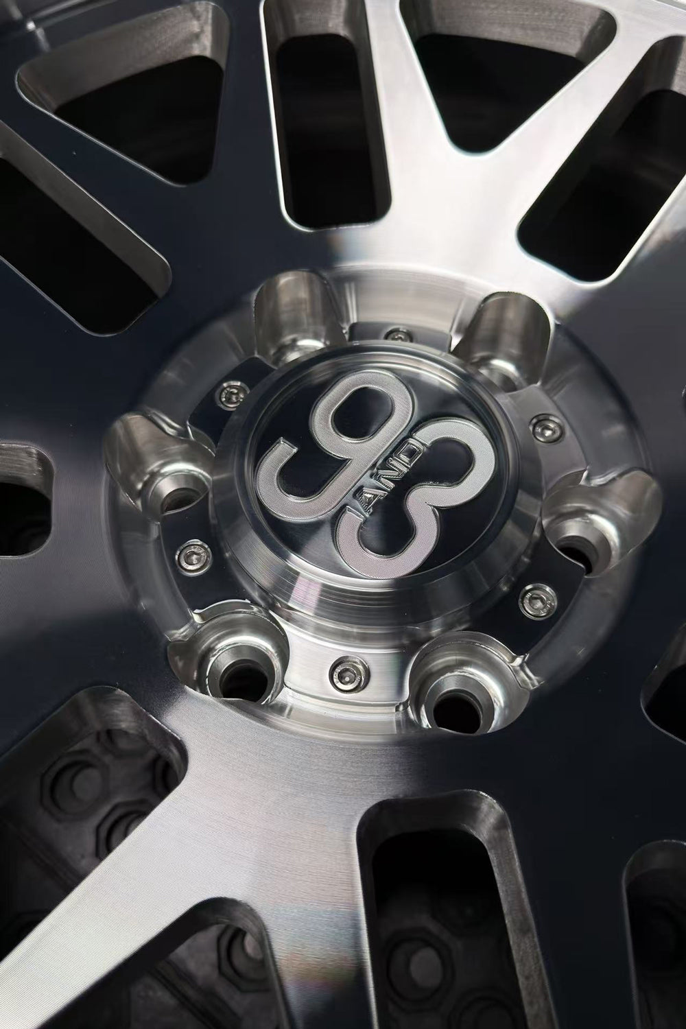 (Set of 4) FR-01R | 6061-T6 Forged | Simulated Beadlock w/ Removable Rings | Machined Clear, Matte Black Slotted Rings, Stainless Lip Bolts (6x135 | 17x8.5, 0mm Offset)