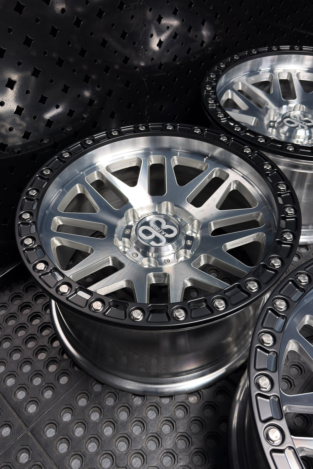 (Set of 4) FR-01R | 6061-T6 Forged | Simulated Beadlock w/ Removable Rings | Machined Clear, Matte Black Slotted Rings, Stainless Lip Bolts (6x135 | 17x8.5, 0mm Offset)