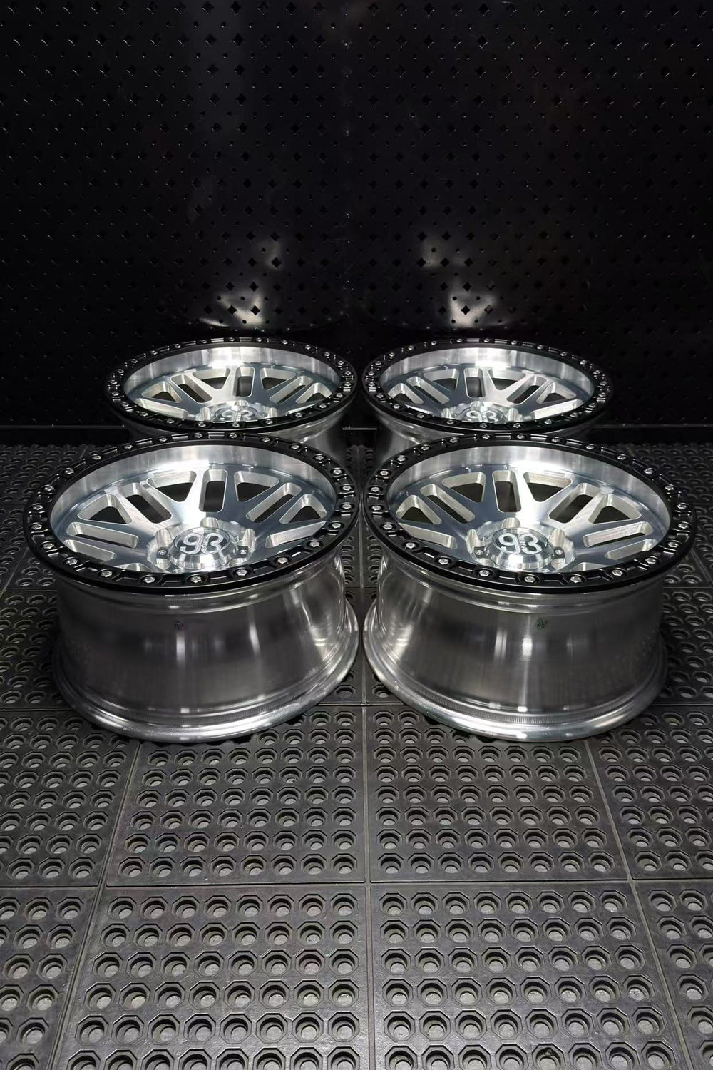 (Set of 4) FR-01R | 6061-T6 Forged | Simulated Beadlock w/ Removable Rings | Machined Clear, Matte Black Slotted Rings, Stainless Lip Bolts (6x135 | 17x8.5, 0mm Offset)