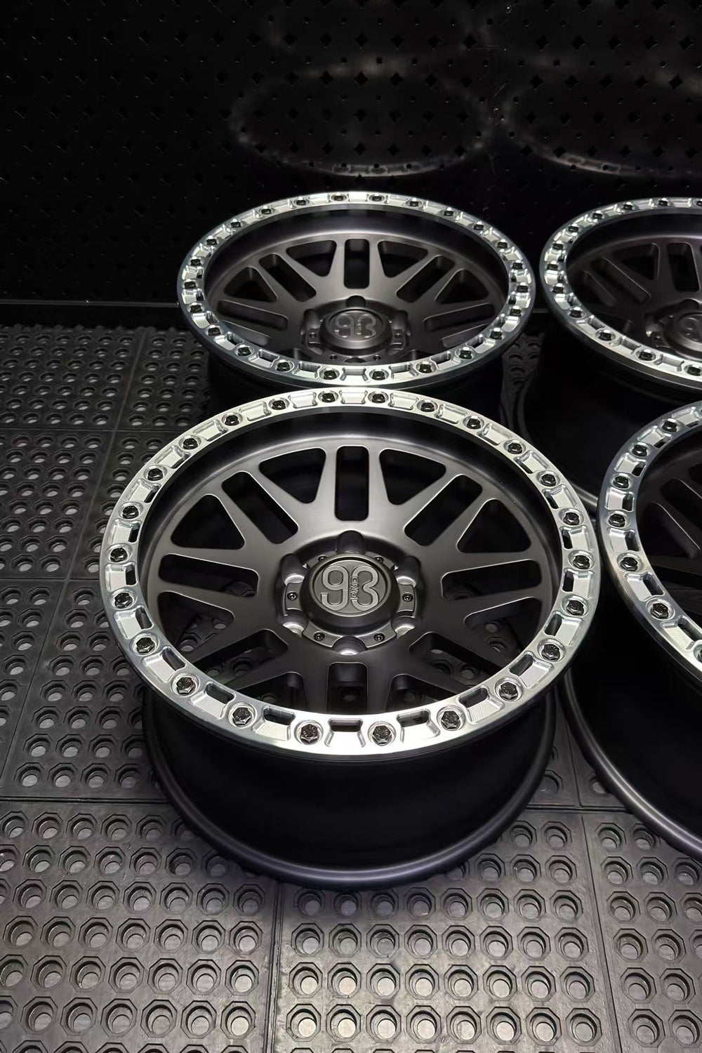 (Set of 4) FR-01R | 6061-T6 Forged | Simulated Beadlock w/ Removable Rings | Matte Brushed Double Black, Machined Clear Rings (6x135 | 17x8.5, 0mm Offset)