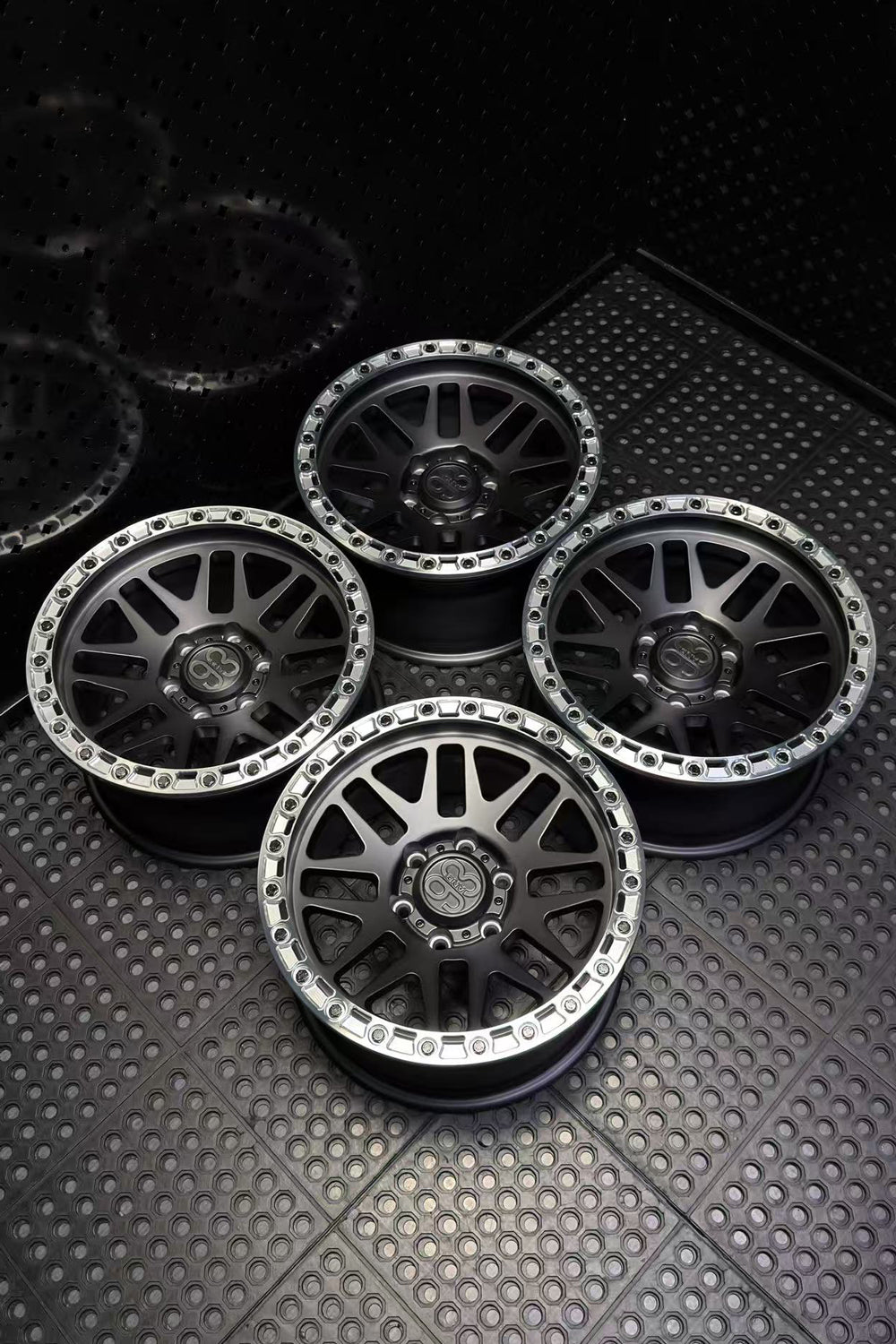 (Set of 4) FR-01R | 6061-T6 Forged | Simulated Beadlock w/ Removable Rings | Matte Brushed Double Black, Machined Clear Rings (6x135 | 17x8.5, 0mm Offset)