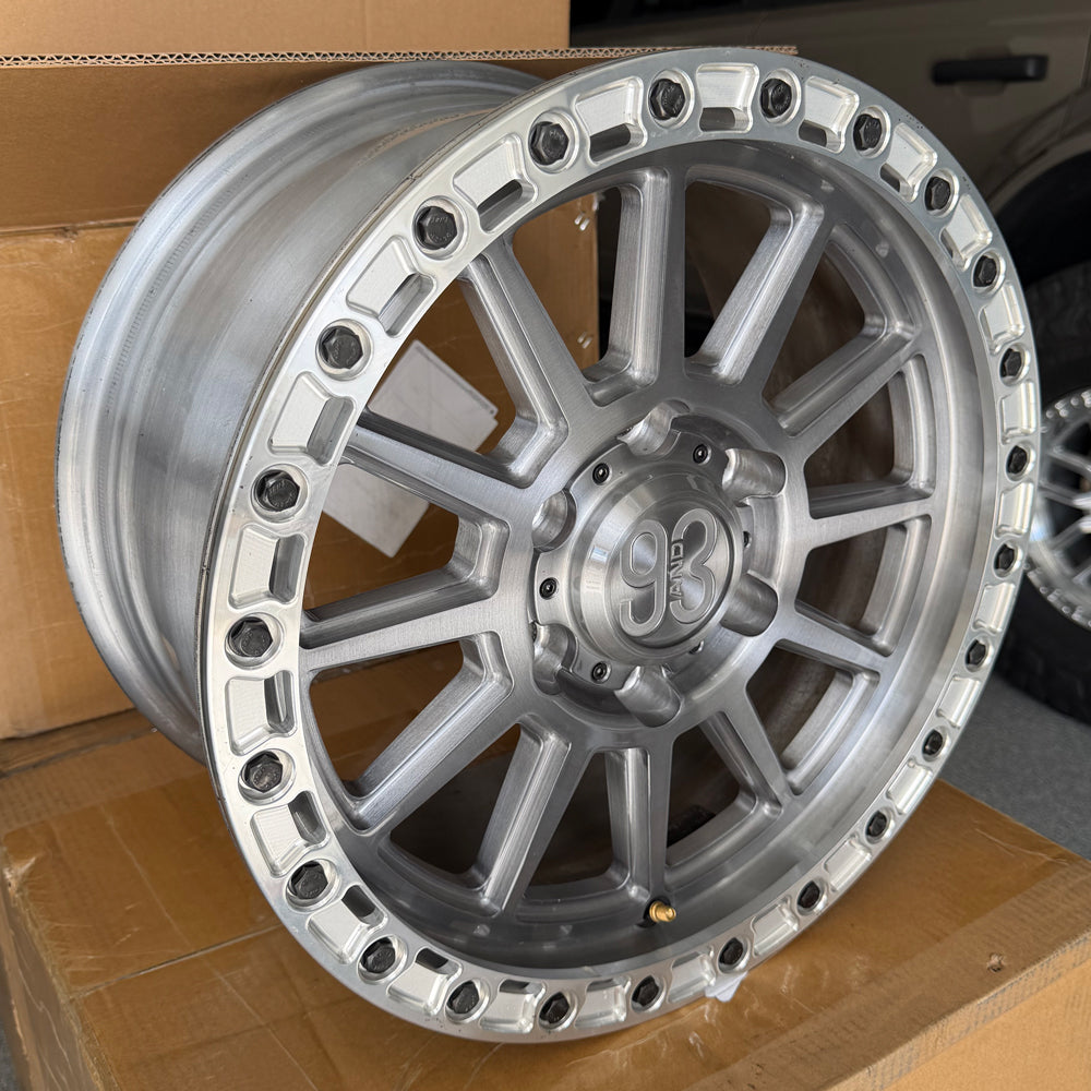 (Set of 5) FR-11R | 6061-T6 Forged | Simulated Beadlock w/ Removable Rings | Gloss Brushed Gray, Machined Clear Rings (6x139.7/6x5.5 | 17x8.5, +45mm Offset)