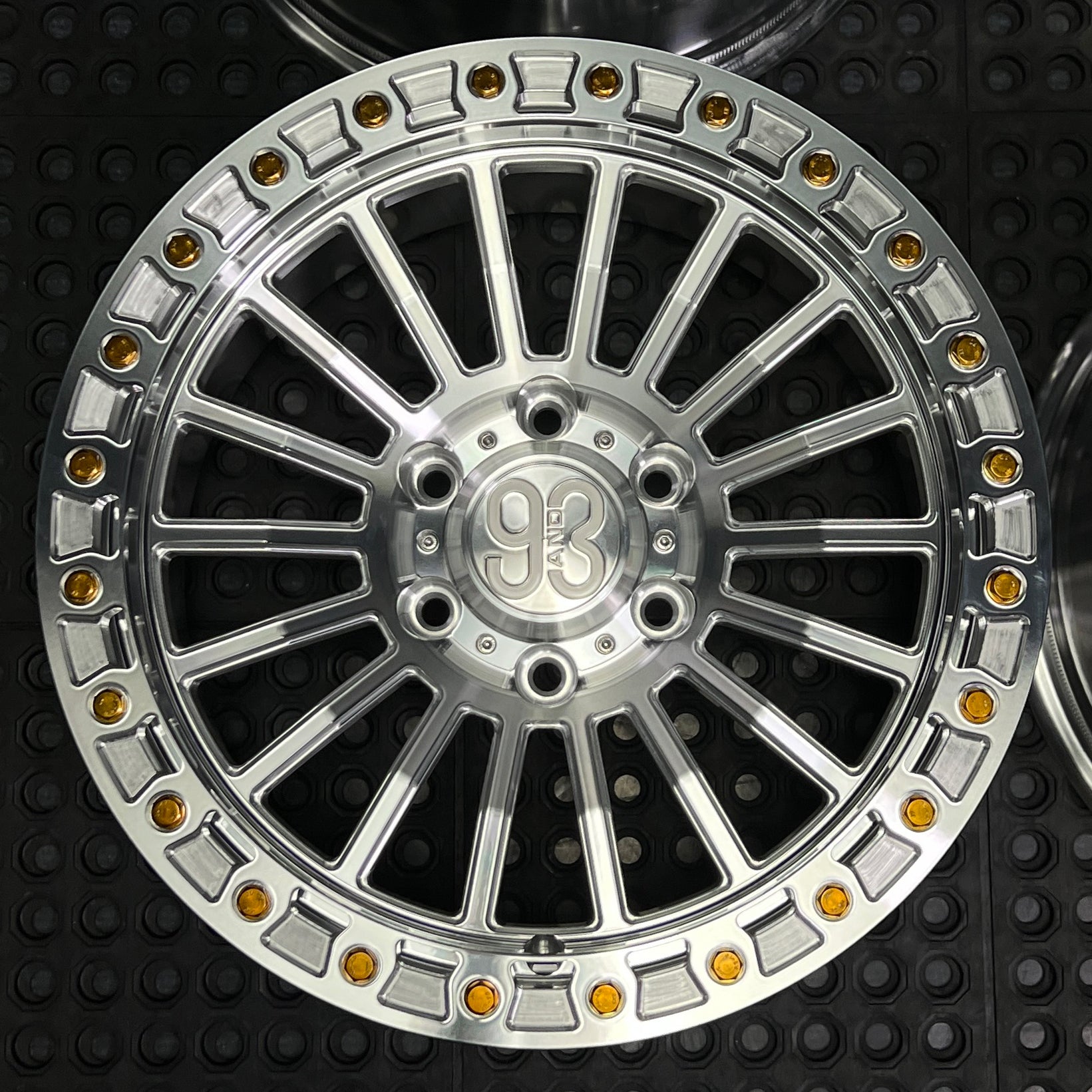 (Set of 4) FR-18 | 6061-T6 Forged | Simulated Beadlock | Machined Clear (6x135 | 17x8.5, 0mm Offset)