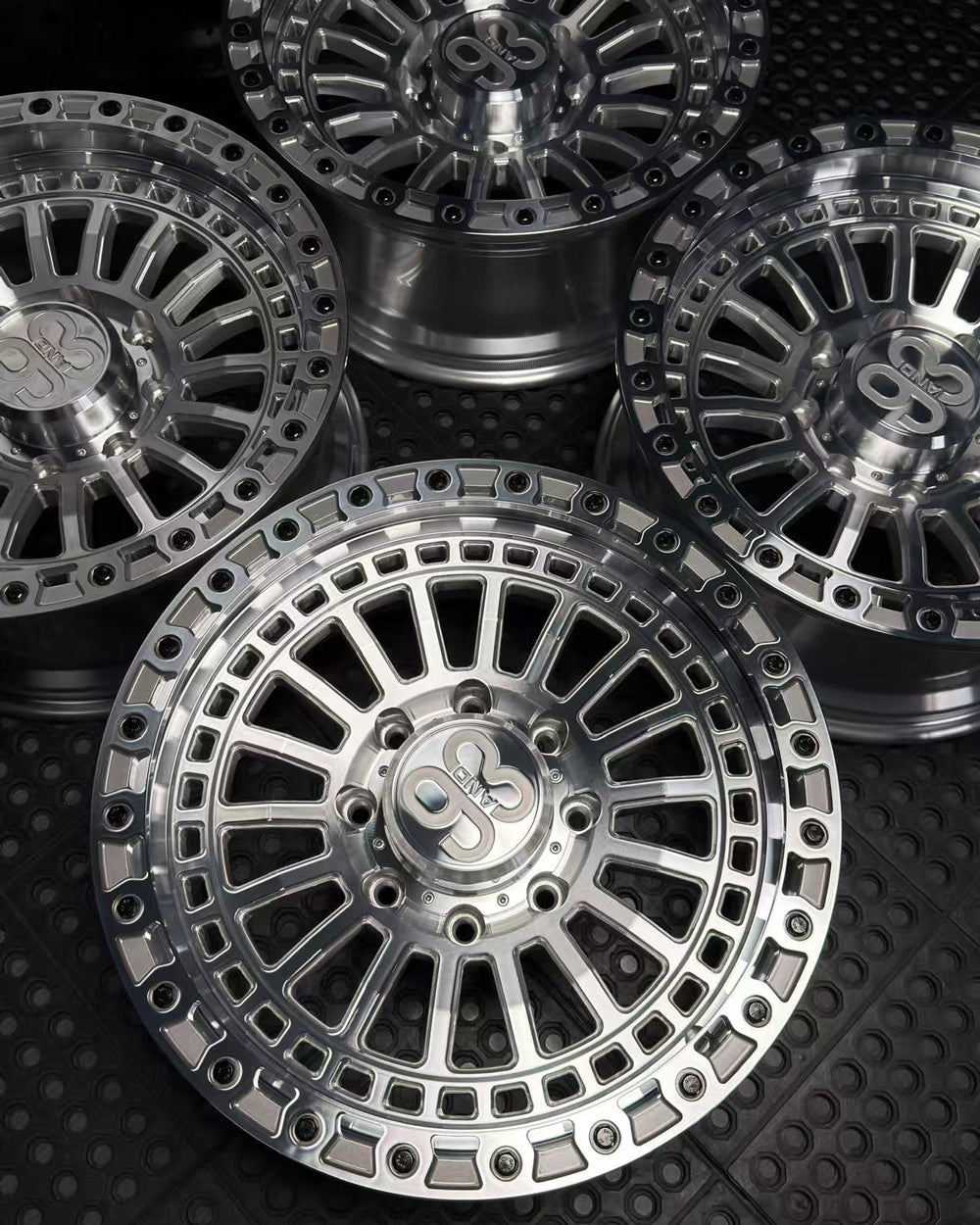 (Set of 4) FR-19 | 6061-T6 Forged | Simulated Beadlock | Machined Clear, Black Lip Bolts (8x180 | 20x9, 0mm Offset)