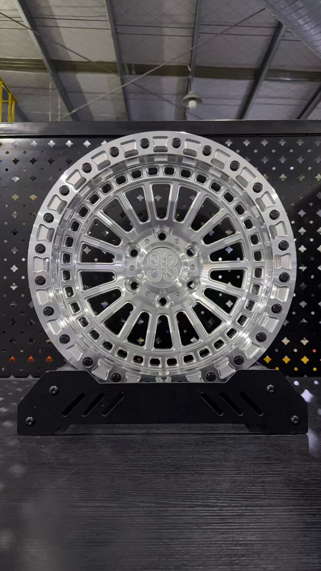 (Set of 4) FR-19 | 6061-T6 Forged | Simulated Beadlock | Machined Clear (6x135 | 17x8.5, 0mm Offset)