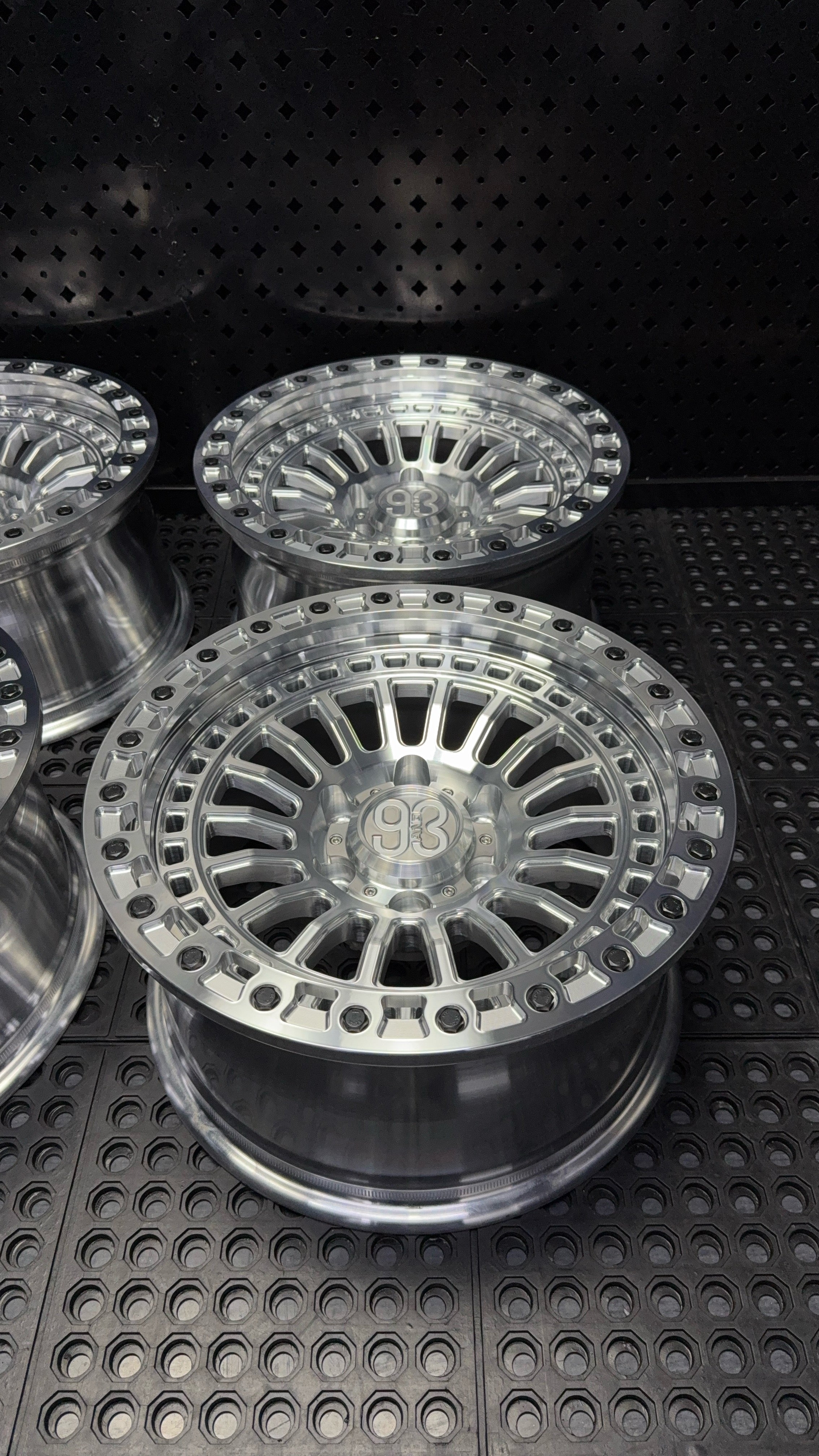 (Set of 4) FR-19 | 6061-T6 Forged | Simulated Beadlock | Machined Clear (6x135 | 17x8.5, 0mm Offset)