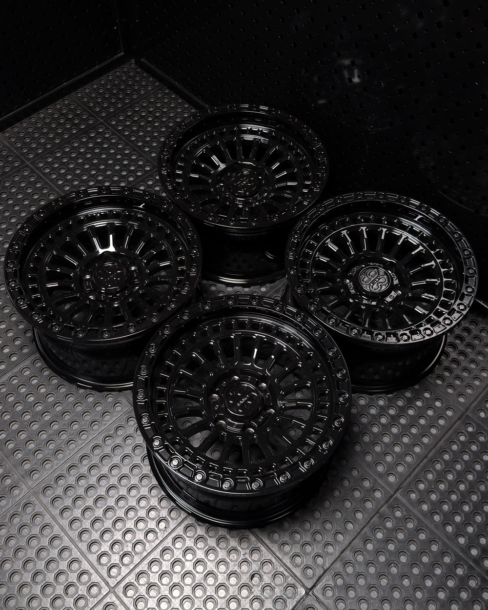 (Set of 4) FR-19R | 6061-T6 Forged | Simulated Beadlock w/ Removable Rings | Gloss Black, Gloss Black Slotted Rings, Black Lip Bolts (6x135 | 17x9, 0mm Offset)