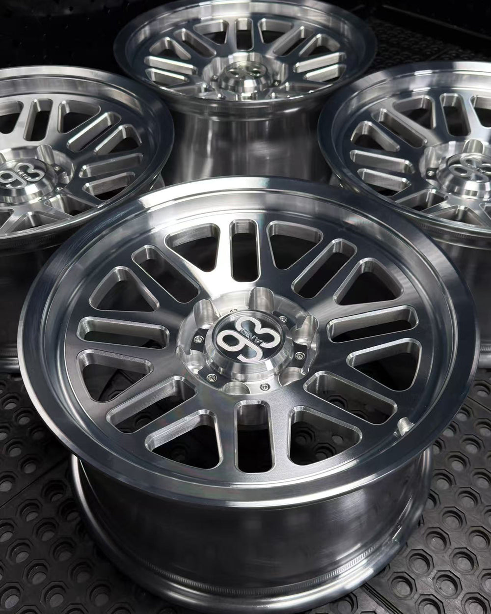(Set of 4) FRS-01 | 6061-T6 Forged | Smooth Lip | Machined Clear (6x135 | 17x8.5, 0mm Offset)