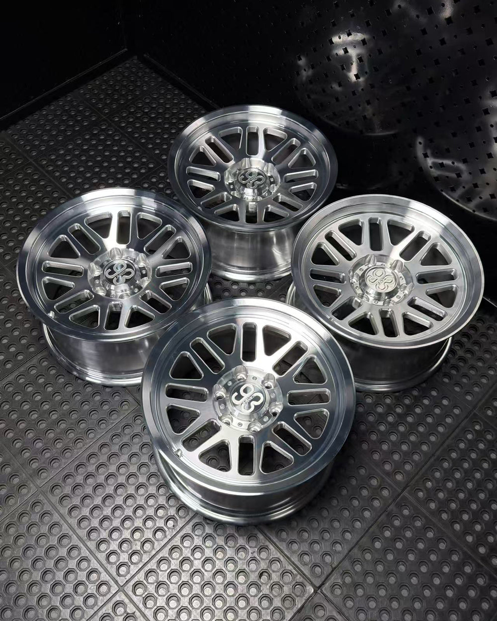(Set of 4) FRS-01 | 6061-T6 Forged | Smooth Lip | Machined Clear (6x135 | 17x8.5, 0mm Offset)