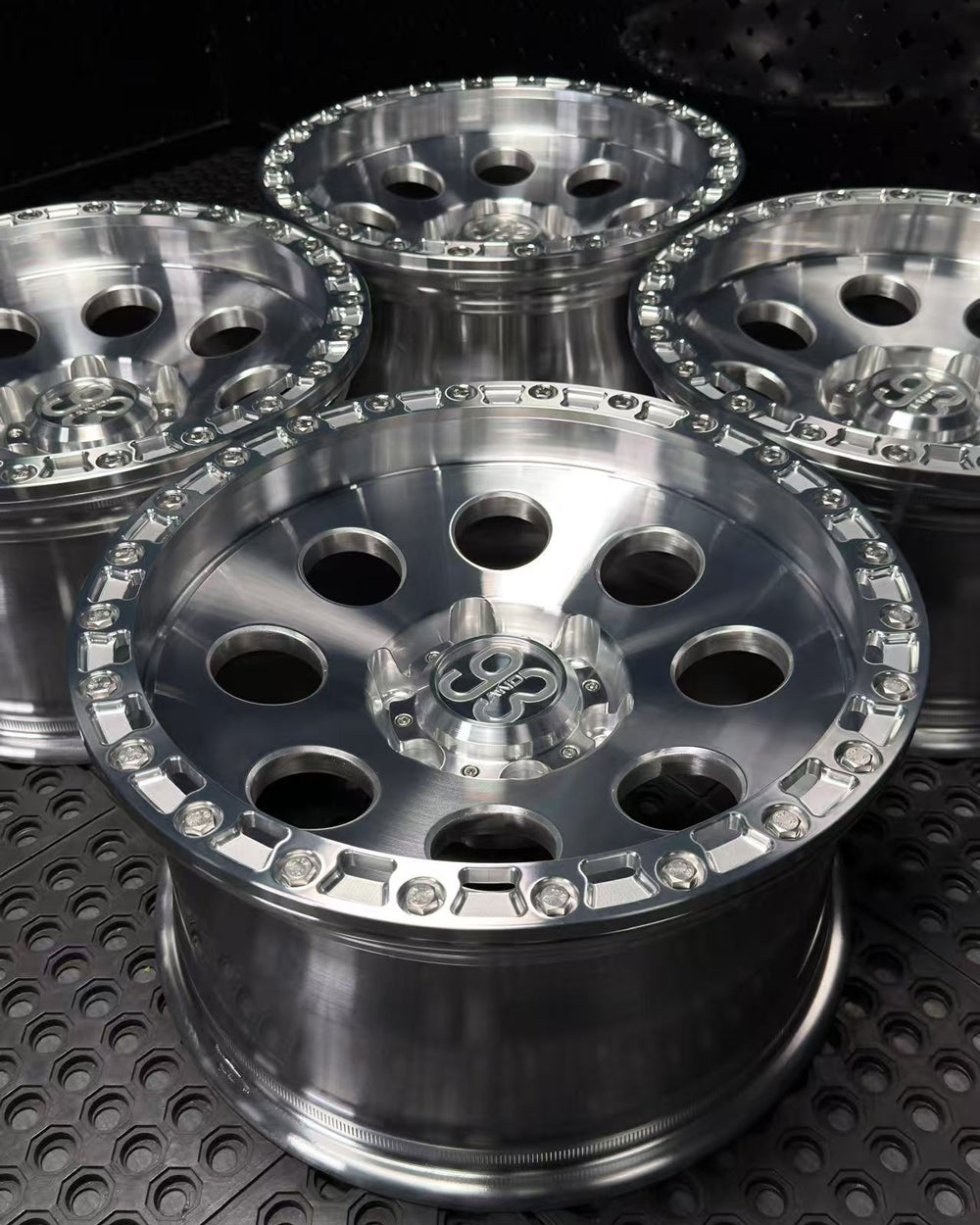 (Set of 4) RT-08R | 6061-T6 Forged | Simulated Beadlock w/ Removable Rings | Machined Clear, Machined Clear Rings (6x135 | 17x8.5, 0mm Offset)