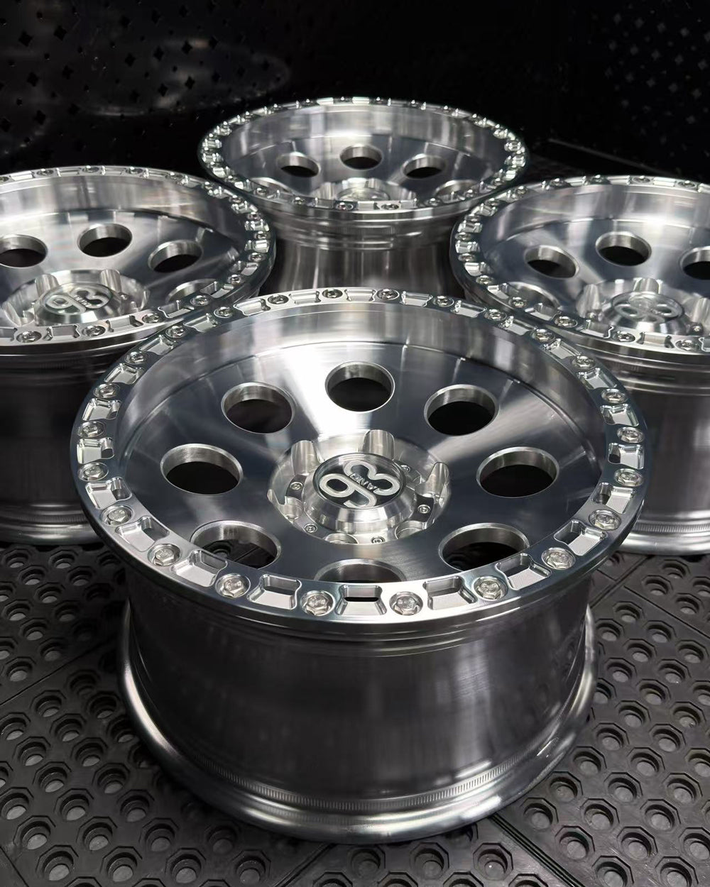 (Set of 4) RT-08R | 6061-T6 Forged | Simulated Beadlock w/ Removable Rings | Machined Clear, Machined Clear Rings (6x135 | 17x8.5, 0mm Offset)