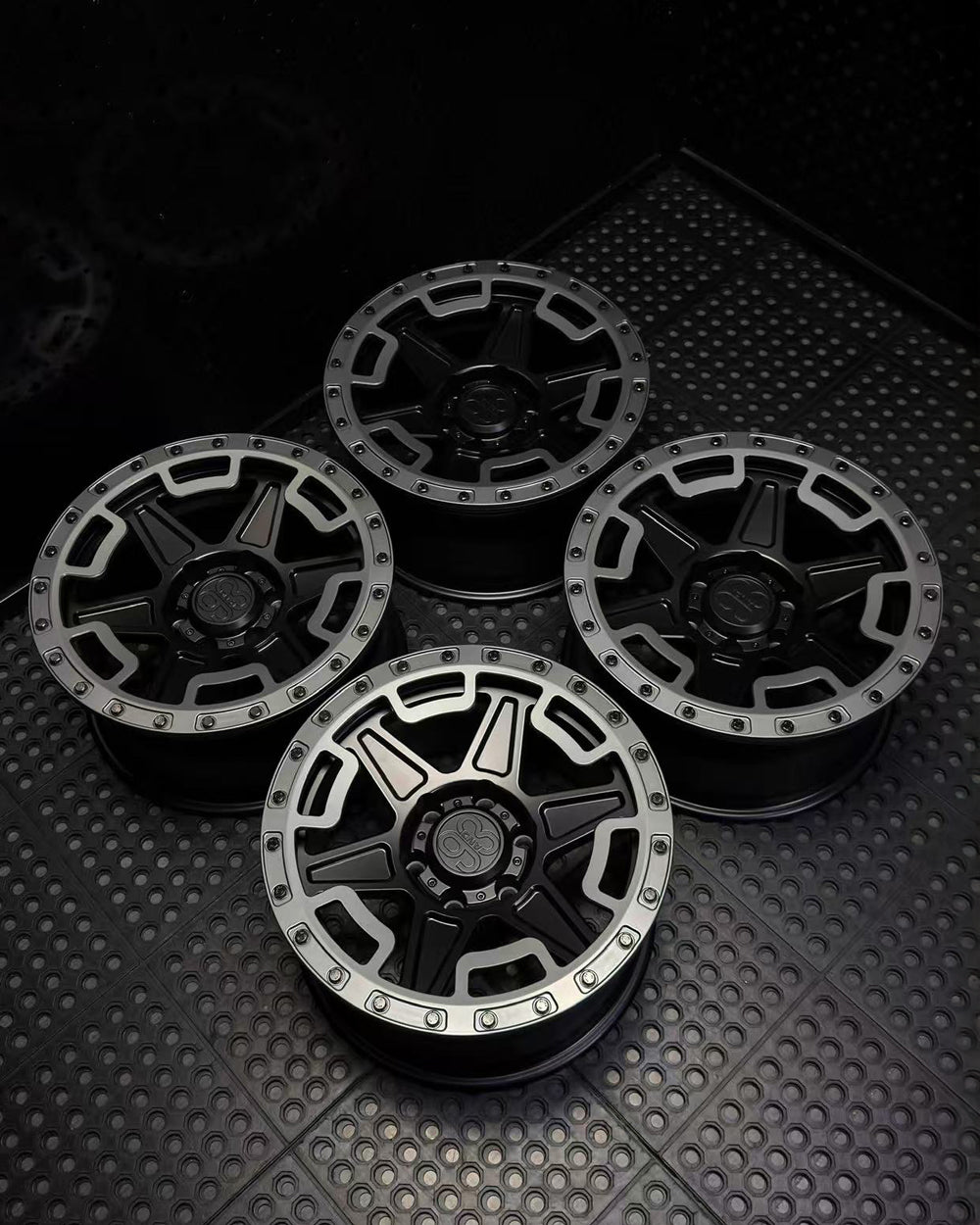 (Set of 4) XR-01R | 6061-T6 Forged | Simulated Beadlock w/ Removable Rings | Matte Black, Matte Gunmetal Rings (6x135 | 17x8.5, 0mm Offset)